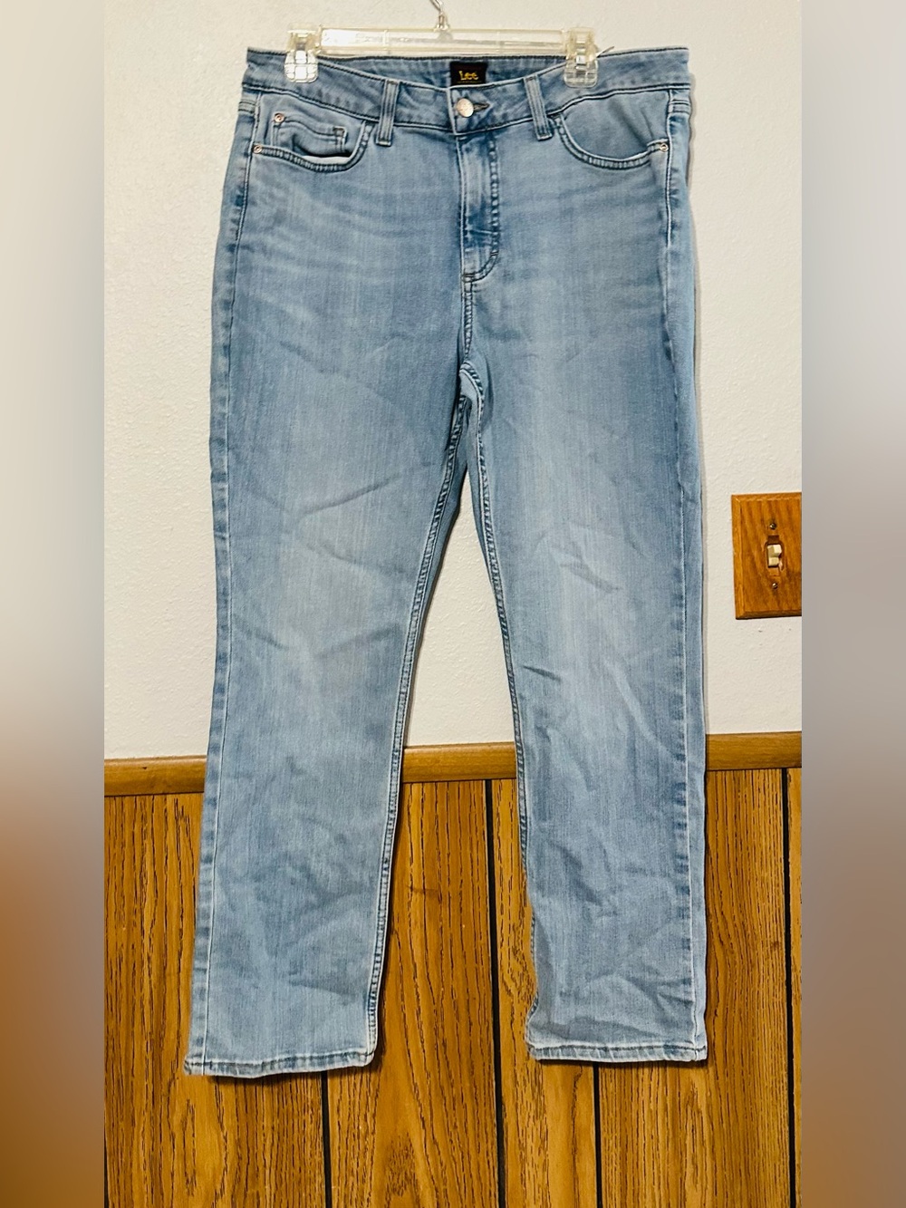 Lee Light Wash women size 16M Denim Jeans